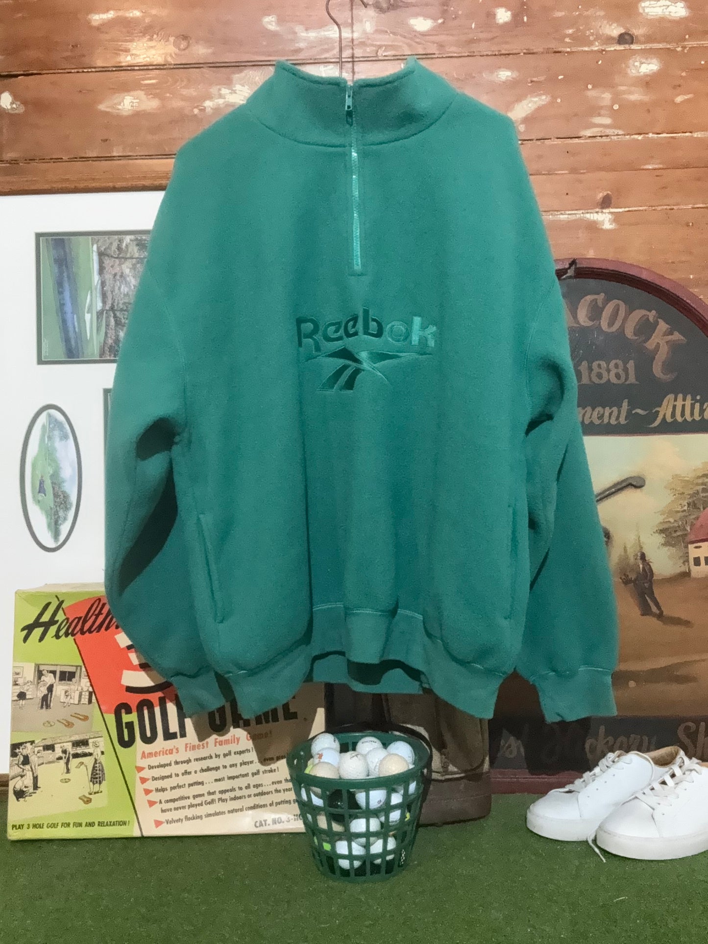 Vintage Reebok sweater (XL)