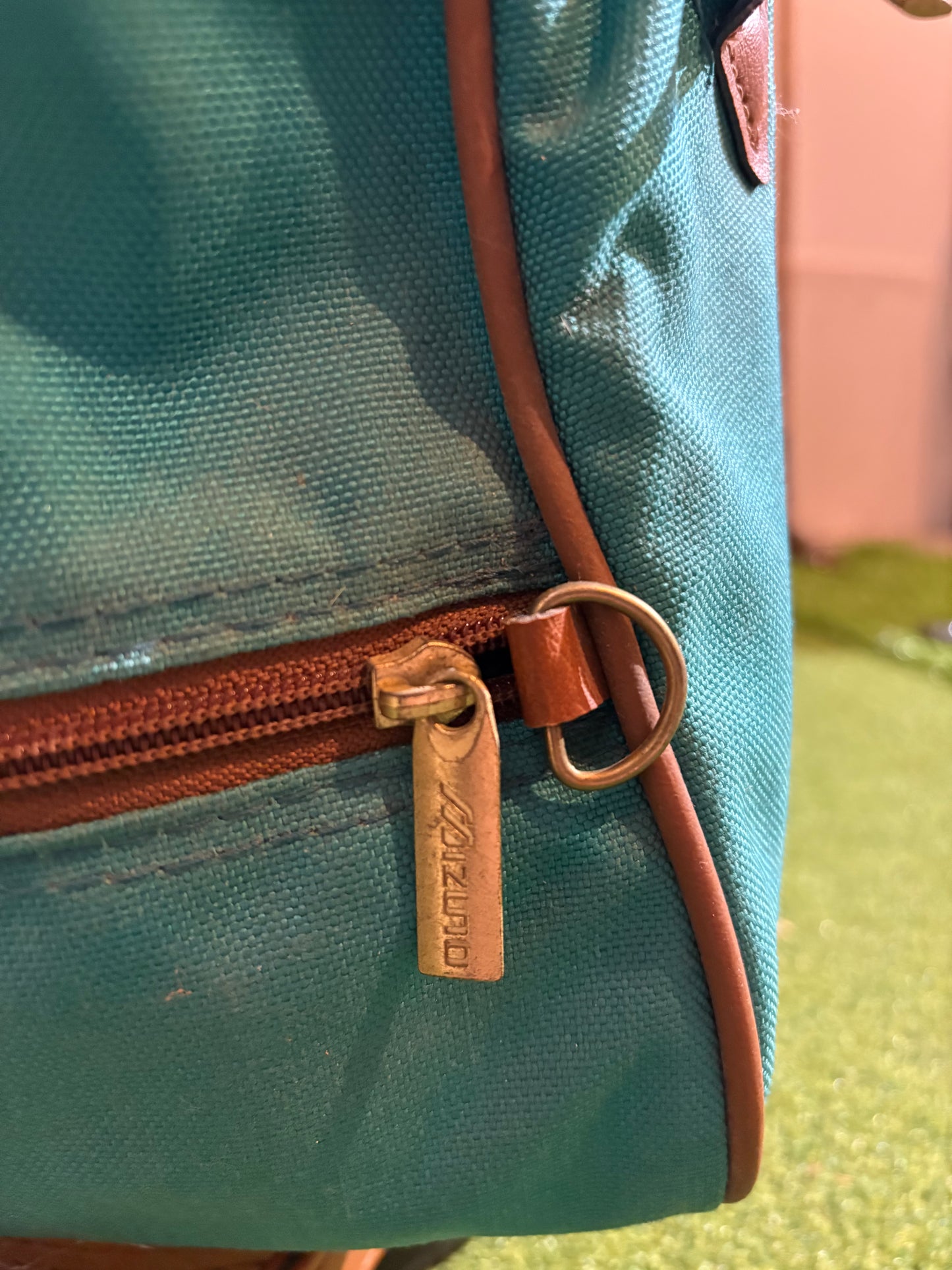 Vintage Mizuno leather & canvas stand bag